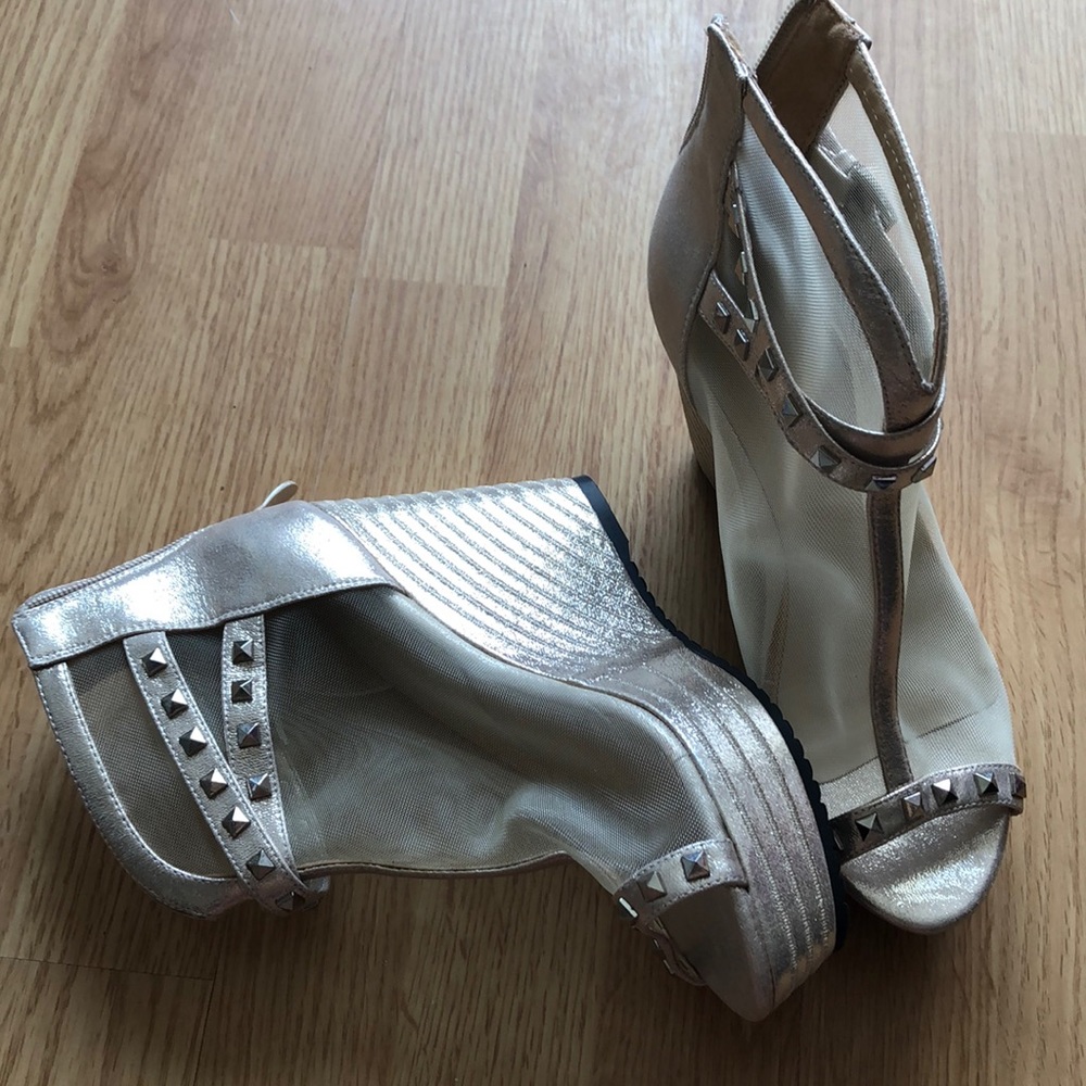 Sandals - Picture 6 of 6